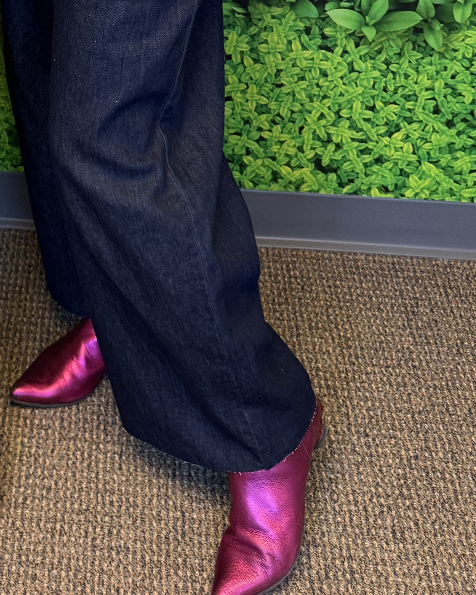 Great staple.
I posted similar pair.
XOXO Poshreacher 💛

#LTKSeasonal #LTKPlusSize #LTKWorkwear