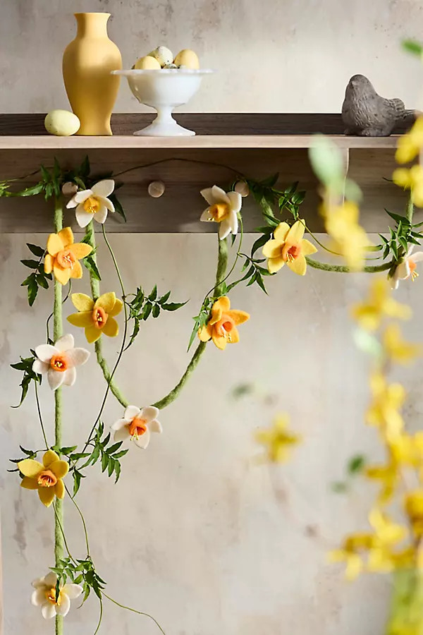 Daffodils Felt Garland | Anthropologie (US)