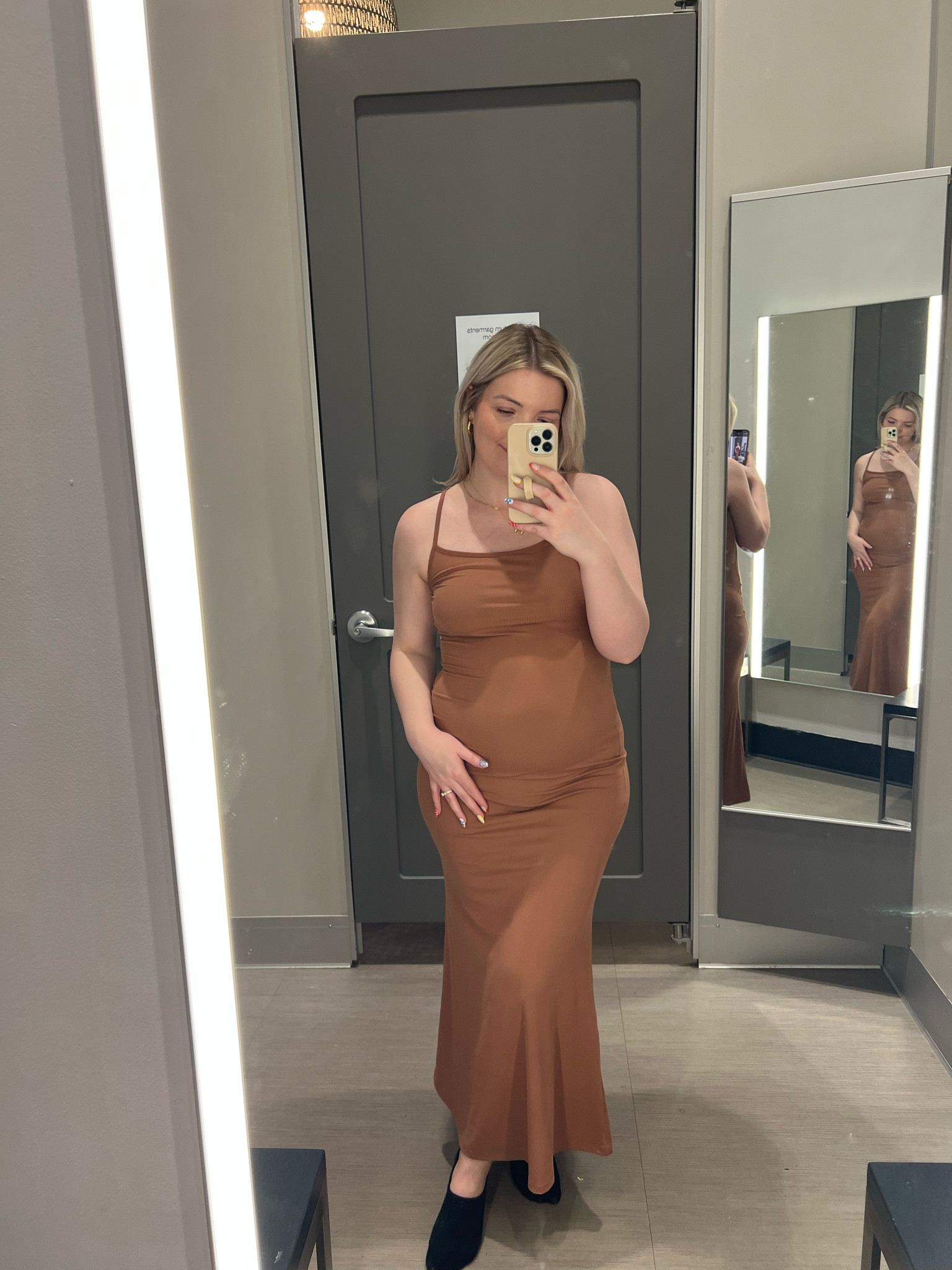 L // ribbed maxi slip dress



maternity friendly dress, bump friendly dress, bodycon dress,  brown midi dress, tuesdays at target, target summer

#LTKSeasonal #LTKMidsize #LTKBump