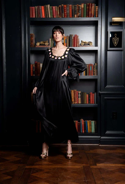 Eli Noche y Rosas | Mi Golondrina