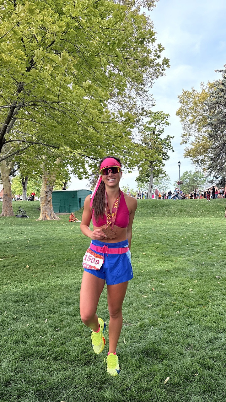 feeling so good !!! 😌 
•
•
•
•
#runner #running #runrunrun #run #runnergirl #runningmotivation #runners #marathon #marathoner #runfast #runslow #runforfun #runhappy #marathonrace #marathonracer #racevideo #fullmarathon #race #races #runraces #raceday #lovetorun

#LTKActive #LTKSeasonal #LTKStyleTip