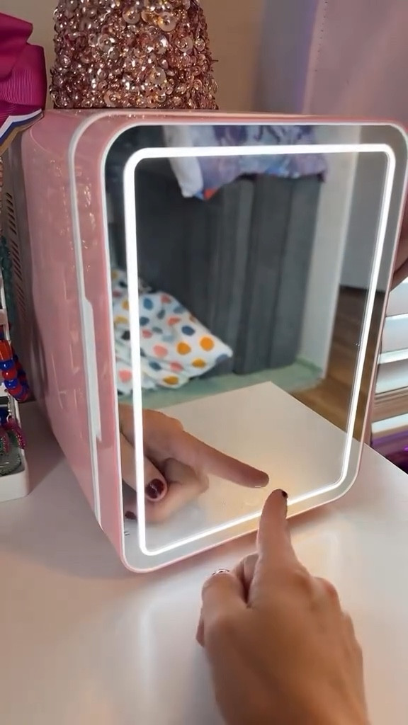 Holiday gift idea 🩷
Shop on my LTK or Amazon storefront under holiday gift guide (links in my bio) 🎄
#chirstmas #giftideas #shopping #minifridge #girlmom #momoftwo #giftguide #holidaygiftguide #giftidea #amazon #ltk #shopltk

#LTKKids #LTKFindsUnder50 #LTKGiftGuide