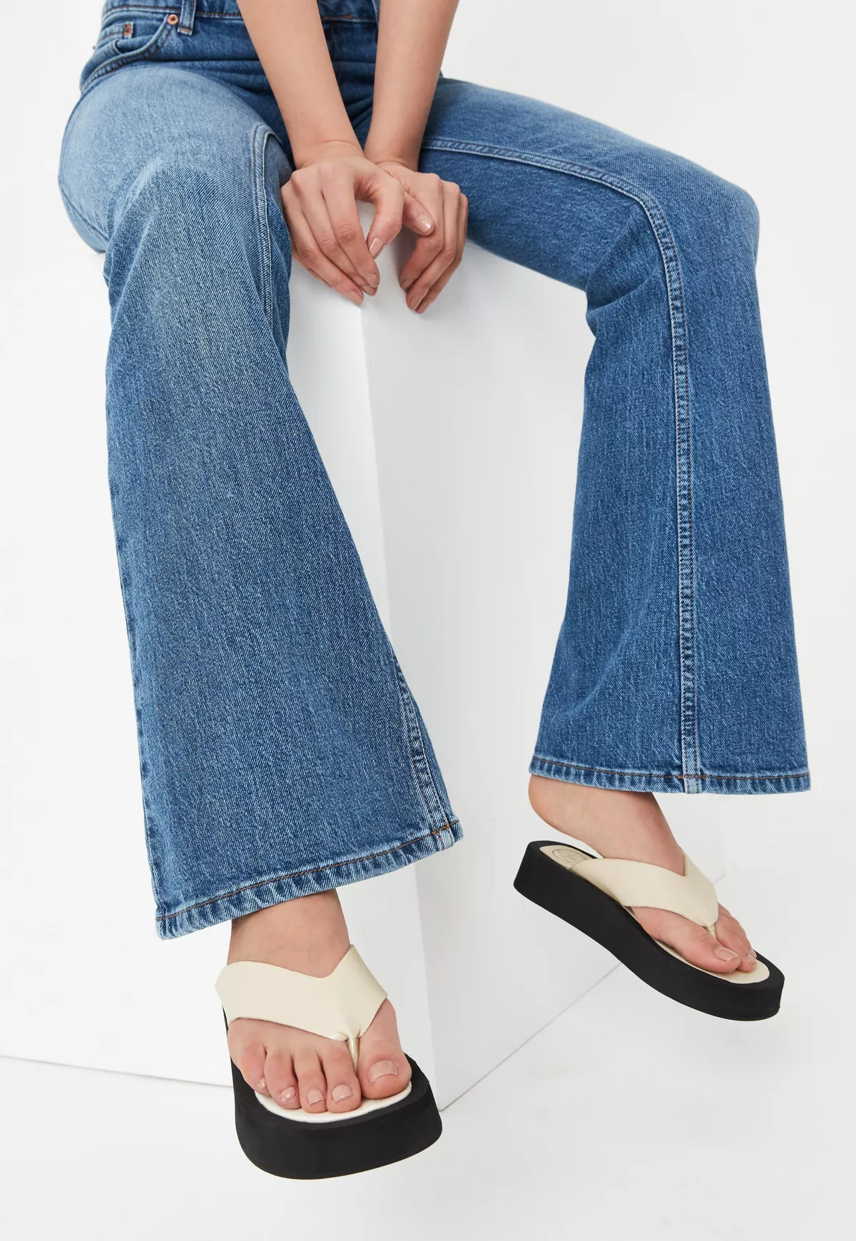Sand Thong Flatform Sandals | Missguided (US & CA)