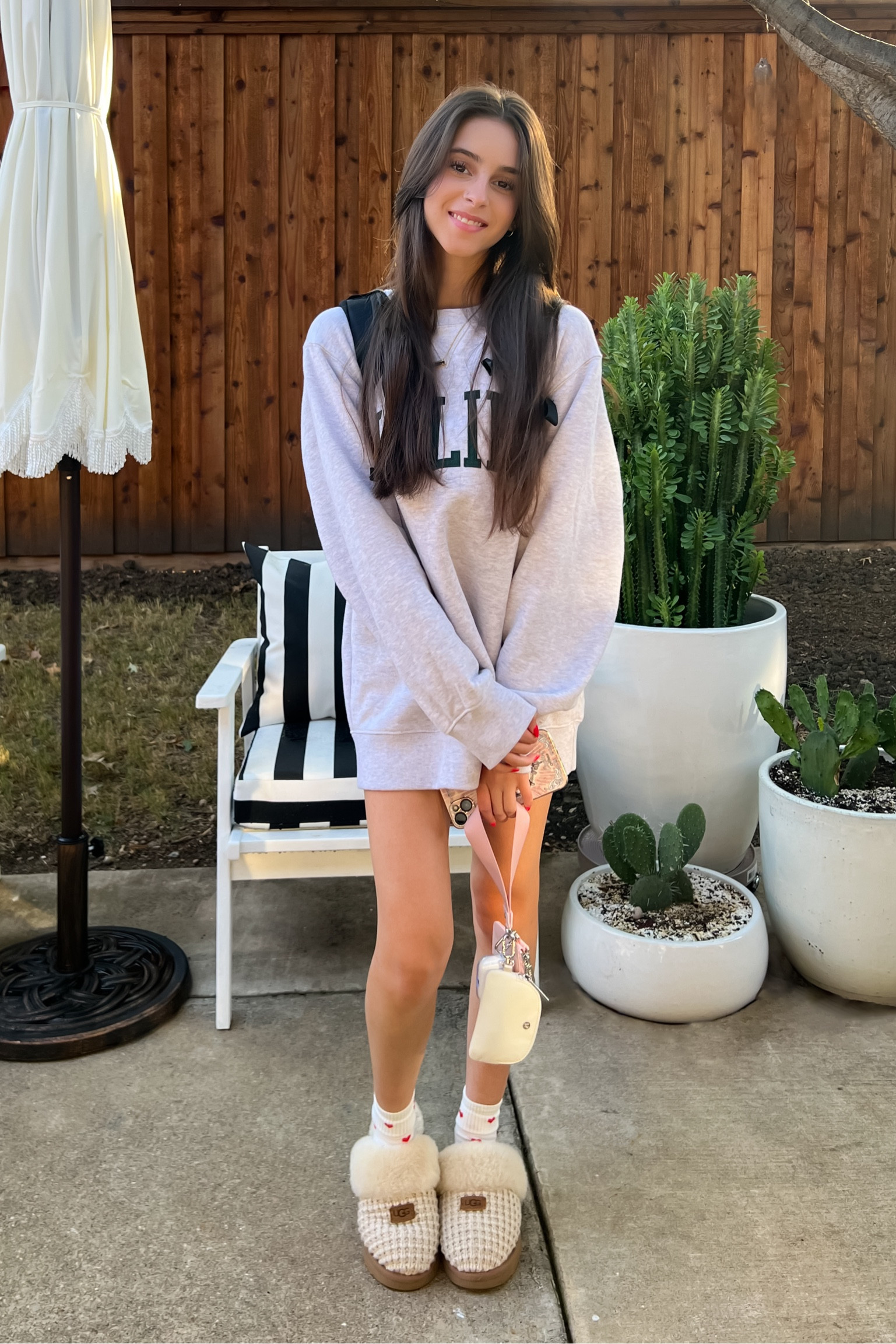 Back-to-school | Teen Outfit
Sweatshirt: One Size Fits All
White 2.5 Low Rise Shorts: 0
Woven Slippers: 7

#LTKSeasonal #LTKKids #LTKBacktoSchool