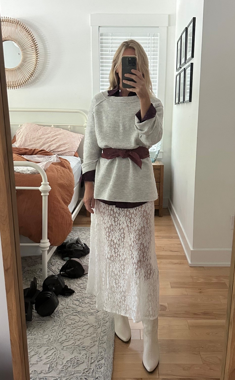 Fall lace outfit inspo 🤍