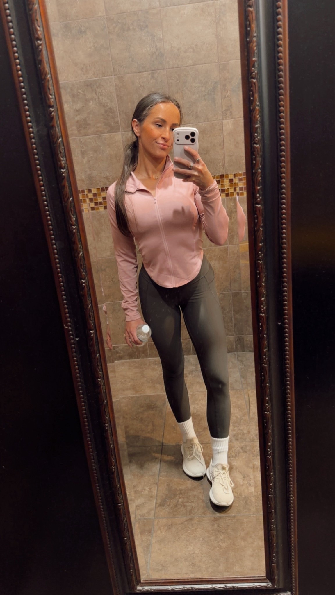 The best workout shirt & shoes!! — workout outfit — gym shoes 

#LTKActive #LTKmomlife #LTKfitnessgoals