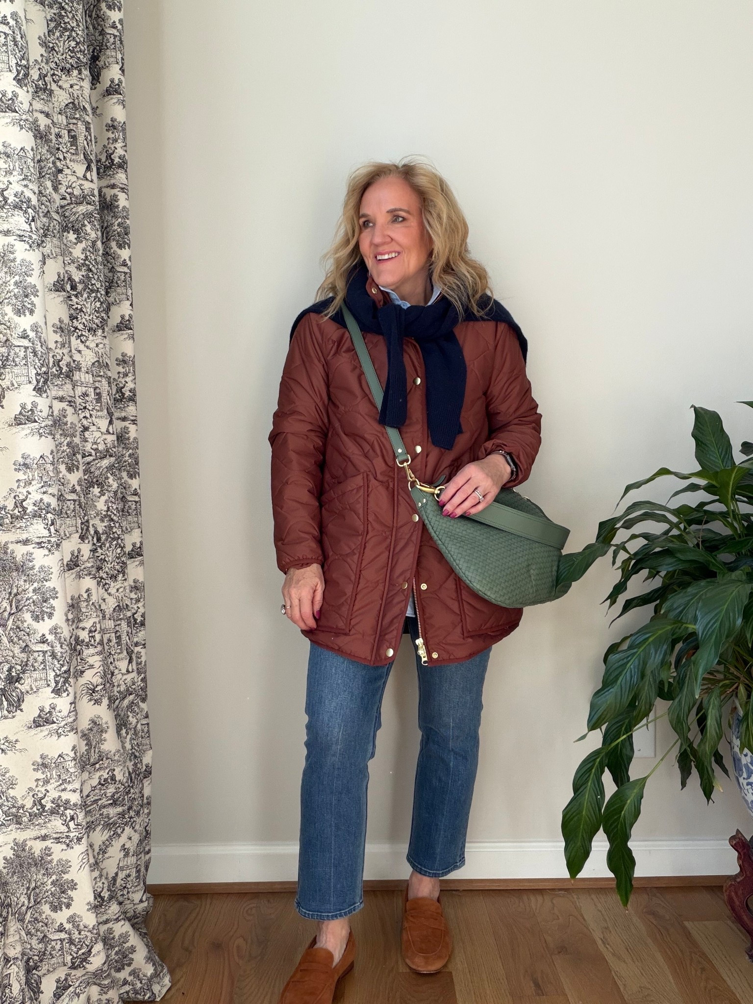 @Quince early spring outfit 
I’m wearing a medium in all.
The jeans are size 29 waist 26 inseam

Spring layers, slim Street jeans, quilted jacket, preppy style, navy cashmere

#LTKPetite #LTKOver40 #LTKootd