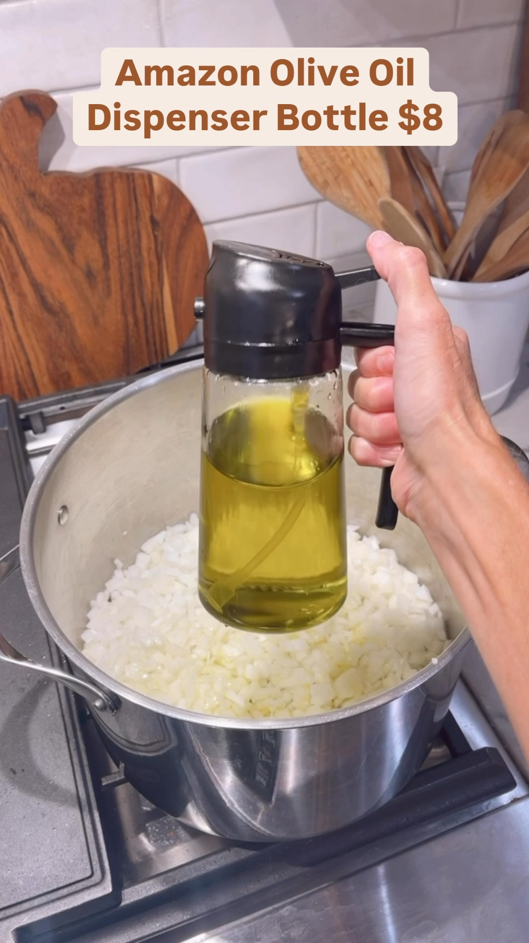 This olive oil dispenser has been so convenient while cooking. I love that you can spray the oil and there is a pour option. Also comes in a white lid if you prefer. Would make a great gift! 







Amazon home 
Amazon kitchen gadgets 
Amazon gift idea 
Kitchen decor 

#LTKVideo #LTKHome #LTKGiftGuide