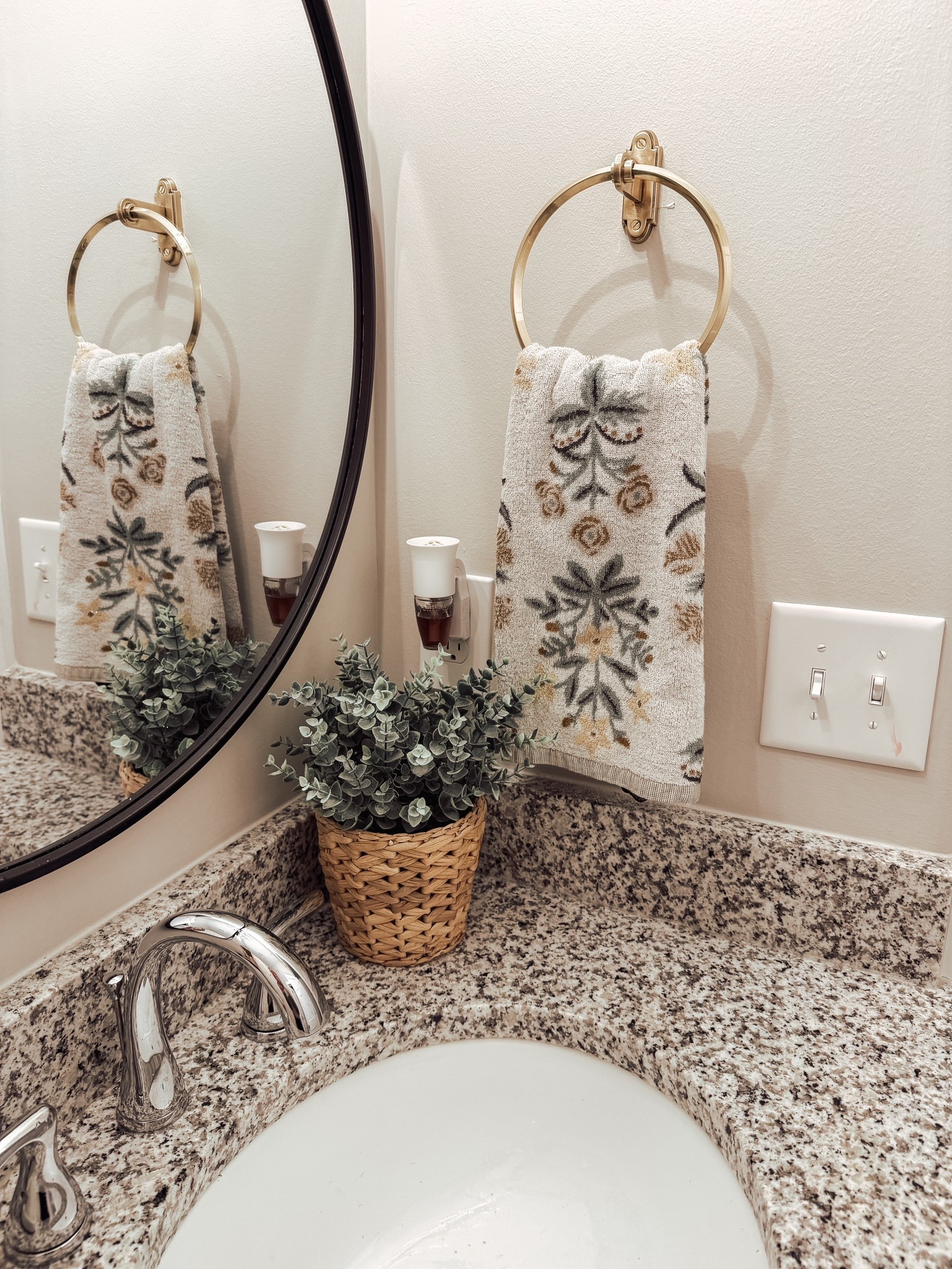 Obsessed with my new bathroom towels! 

#LTKSaleAlert #LTKselfcare #LTKFindsUnder50