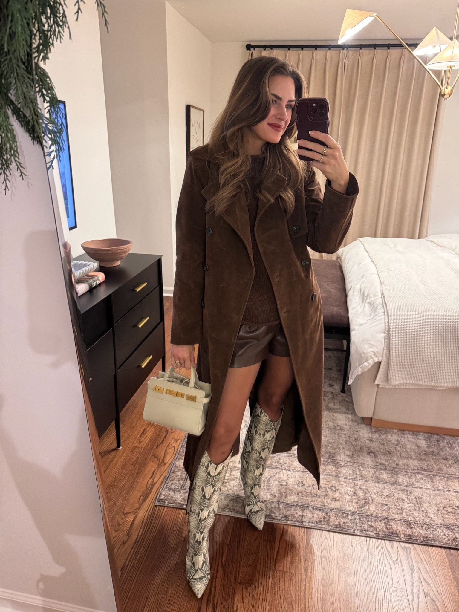 OOTD - another way to style this suede coat✨



#LTKHoliday #LTKgrwm #LTKootd