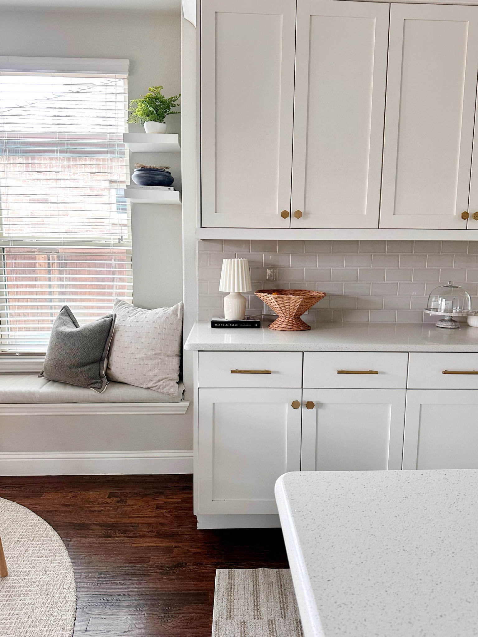 Simple updates that make a big difference 🍎✨ Loving this woven basket for fruit and the coziest little lamp from Target – perfect for this little corner of our kitchen.

#LTKFindsUnder50 #LTKHome #LTKSeasonal