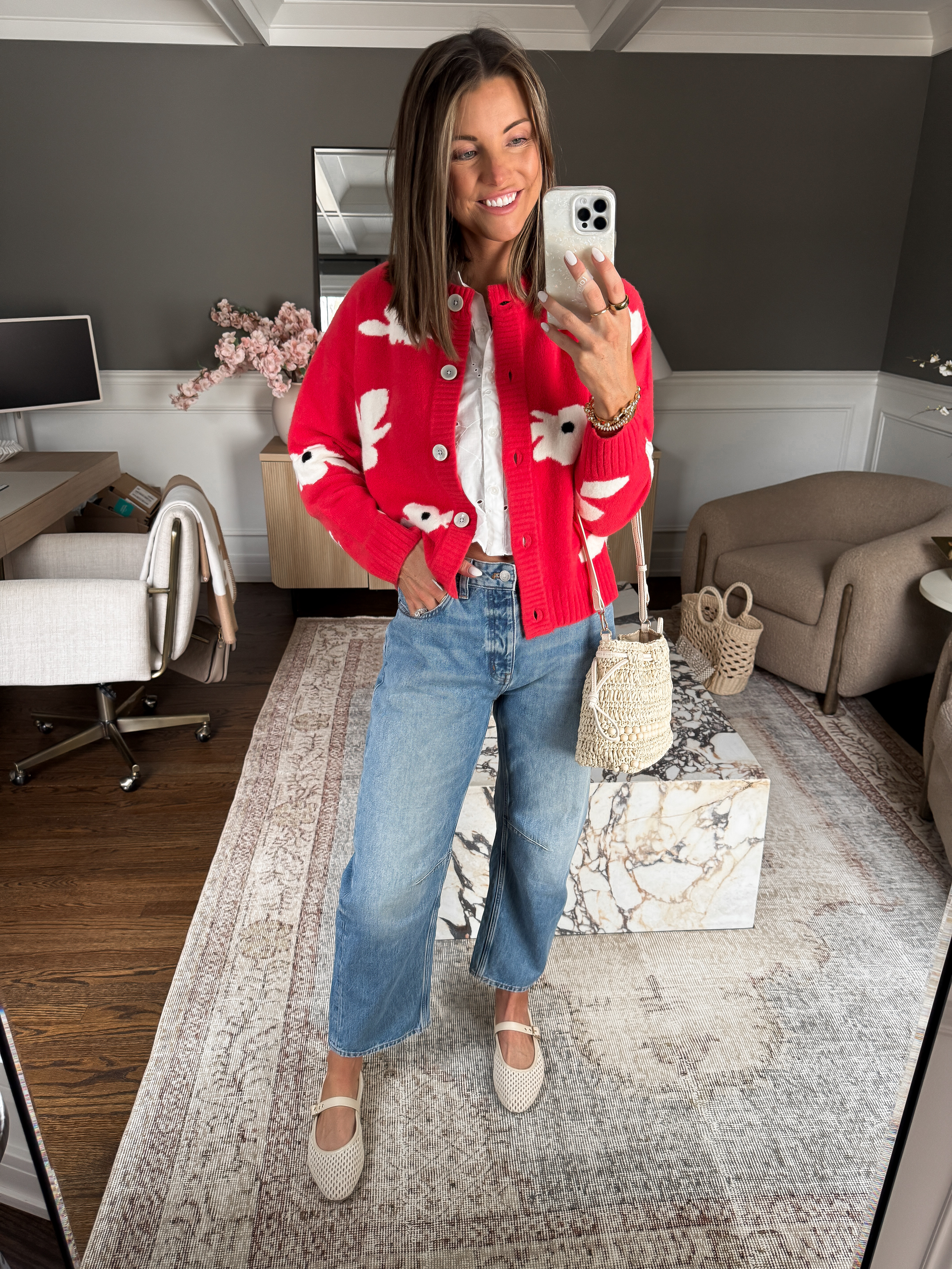 My barrel jeans are on sale at madewell for their insiders event! Just sign up for emails for insider status and you can take 25% off everything and extra 40% off sale!! 

#LTKSpringSale #LTKSaleAlert #LTKStyleTip