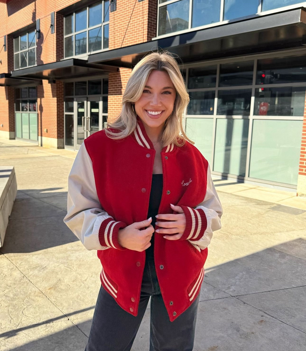 Carley, styled by me for the Red Wings home opener!
#Detroit #DetroitRedWings #LGRW
#coach #aritzia #michigan 