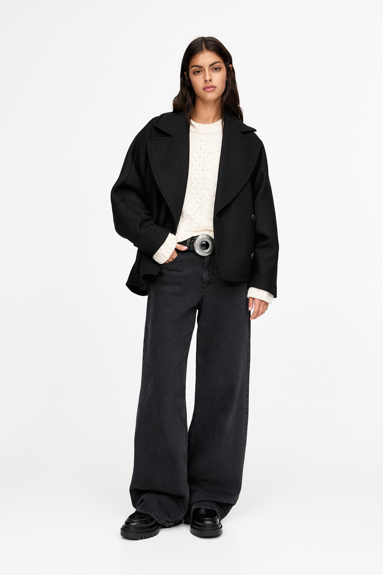 Cropped felt texture coat | PULL and BEAR UK