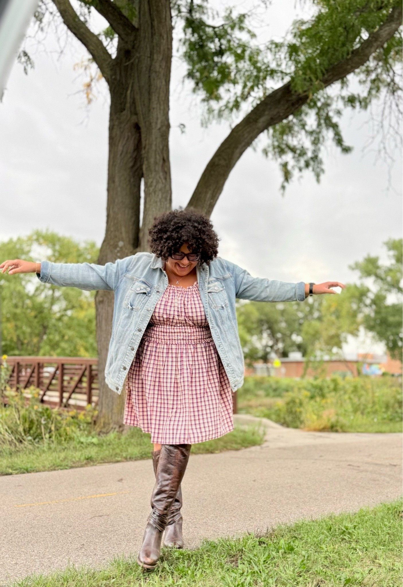 Embracing the cooler fall temps but still figuring out ways to wear some of my cute summer dresses that didn’t get any airtime yet!

This dress is marked down to $5! 

And the denim chore jacket is reduced for final sale as well. 

This post includes #gifted items from previous collabs (necklace and bracelet) and I am a @universalstandard partner. 

The boots were thrifted! 🙌🏽

#LTKootd #LTKSeasonal #LTKOver40