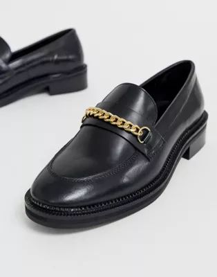 ASOS DESIGN – Mixture – Schwarze Loafer aus Leder mit Kettendetail | ASOS DE