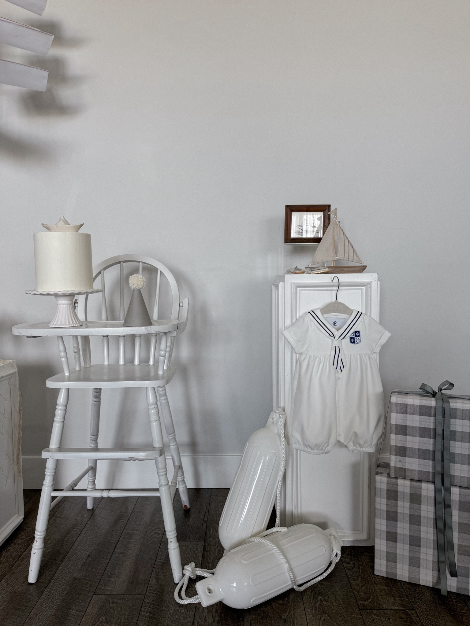 Sail-themed party decoration ⚓️🫧🛥️

#SailParty
#NauticalParty
#SailorTheme
#OceanParty
#MaritimeDecor
#SailboatParty
#SeaTheme
#NauticalCelebration
#SailingDecor
#SeasideParty

#LTKFamily #LTKKids #LTKBaby