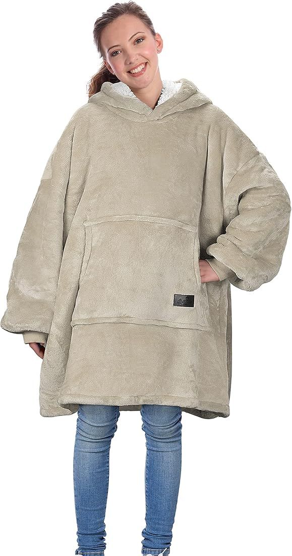 Amazon.com: Catalonia Kid's Oversized Wearable Blanket Hoodie Sweatshirt, Warm Comfortable Sherpa... | Amazon (US)