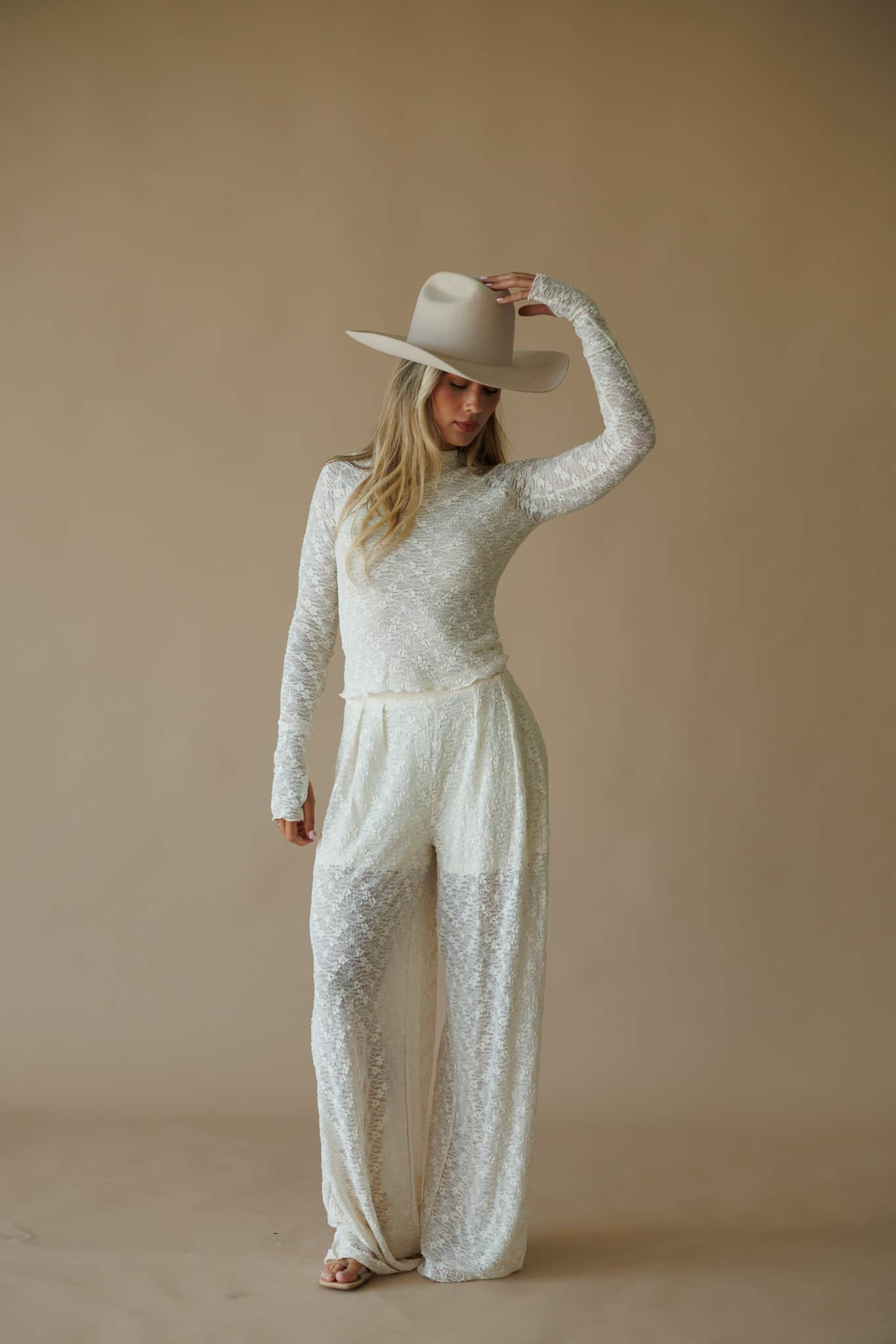 Dune Dreams Lace Top | Lane 201 Boutique