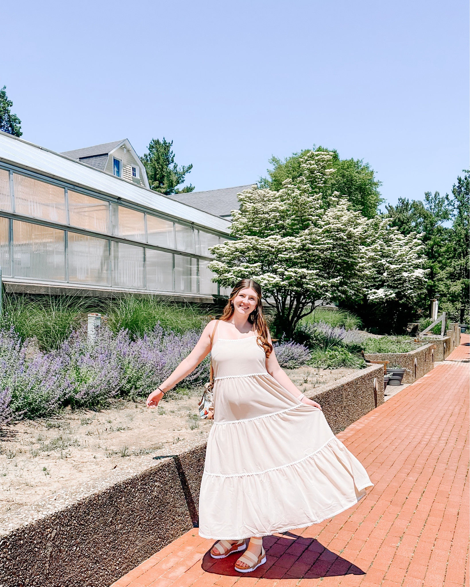This summer dress is perfect for a non maternity bump friendly dress! I’m 6 months pregnant and 5’7” wearing my pregnancy size medium. It’s loose so it’ll fit for the rest of the pregnancy and look cute post partum.

#bumpfriendlydresses #summerdress #amazonfinds #babyshowerdress

#LTKBump #LTKFindsUnder50 #LTKSeasonal
