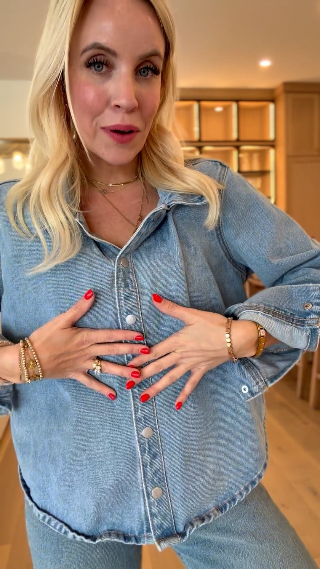 I sized up to a large in this denim top! 

#LTKgrwm #LTKootd #LTKmomlife