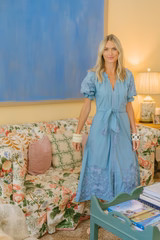 Short Sleeve Coatue Caftan - Chambray | Julia Amory
