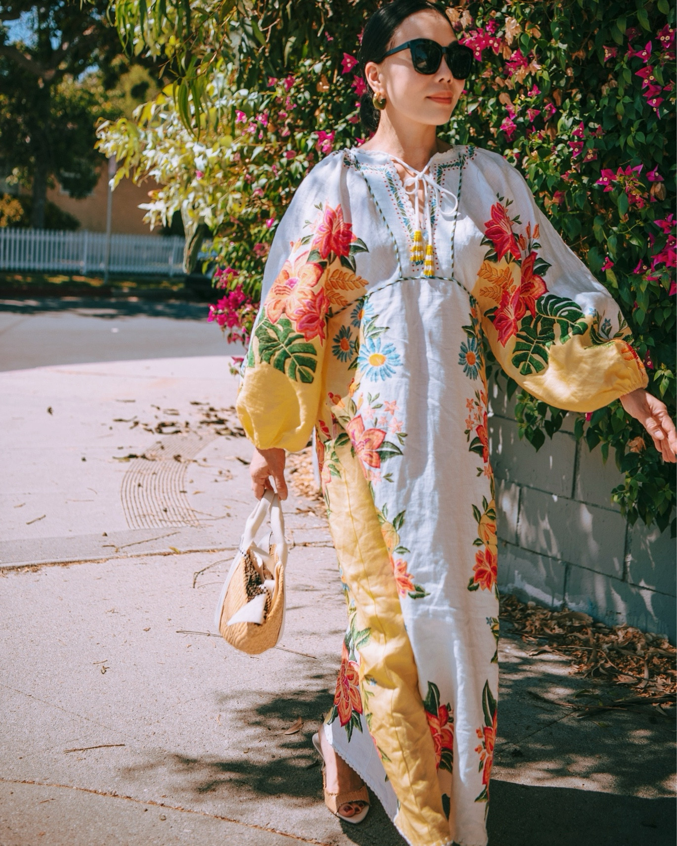 Floral printed linen dress that love at the first sight. 

#LTKTravel #LTKWedding #LTKOver40