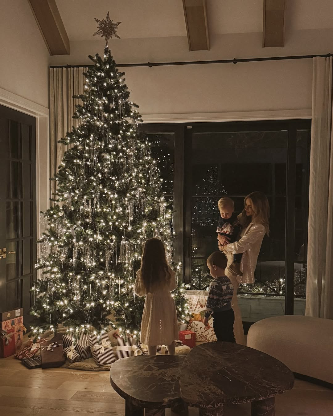 feeling extra grateful this season for the first Christmas in our home, making memories and starting new traditions🙏🏼🥹✨ sending all of you lots of love and joy your way!! Merry Merry Christmas❤️ 

 #LTKHoliday #LTKSeasonal #LTKStyleTip