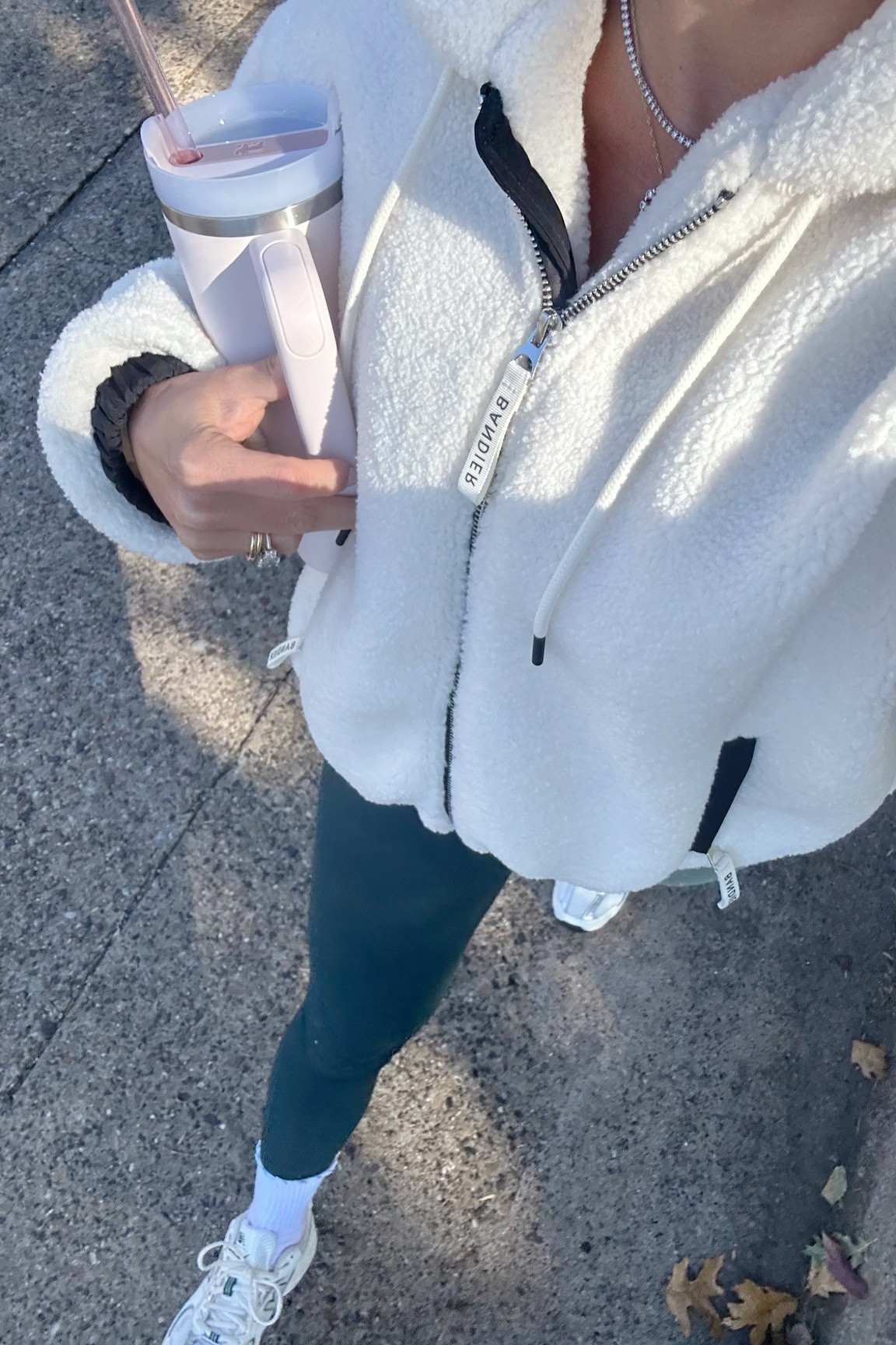 Back to Pilates🧘🏼‍♀️ wearing my Olirose Pilates socks collab for the first time🫶🏻🧦 my workout set launches tomorrow 12/2! exact jacket is sold out!