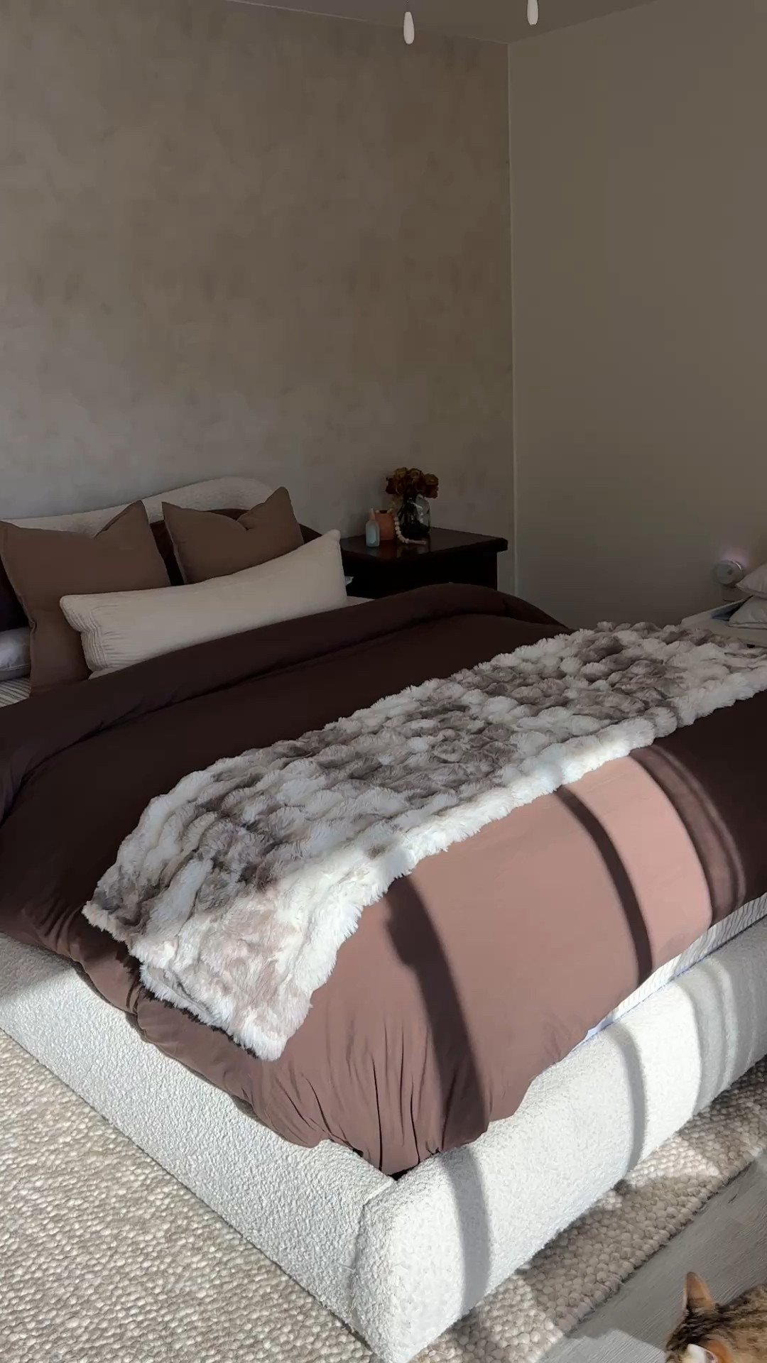 Cozy neutral bedding of my dreams ☁️🥥🤎 as much as I love a colorful bedding combo, there’s something about chocolate brown and neutral tones that is sooo cozy 

Cozy bedding inspo, cozy bedroom decor, primary bedroom aesthetic, organic modern home, organic modern inspo, neutral bedding, chocolate brown bedding 

#LTKmorningroutine #LTKHome #LTKSpringSale