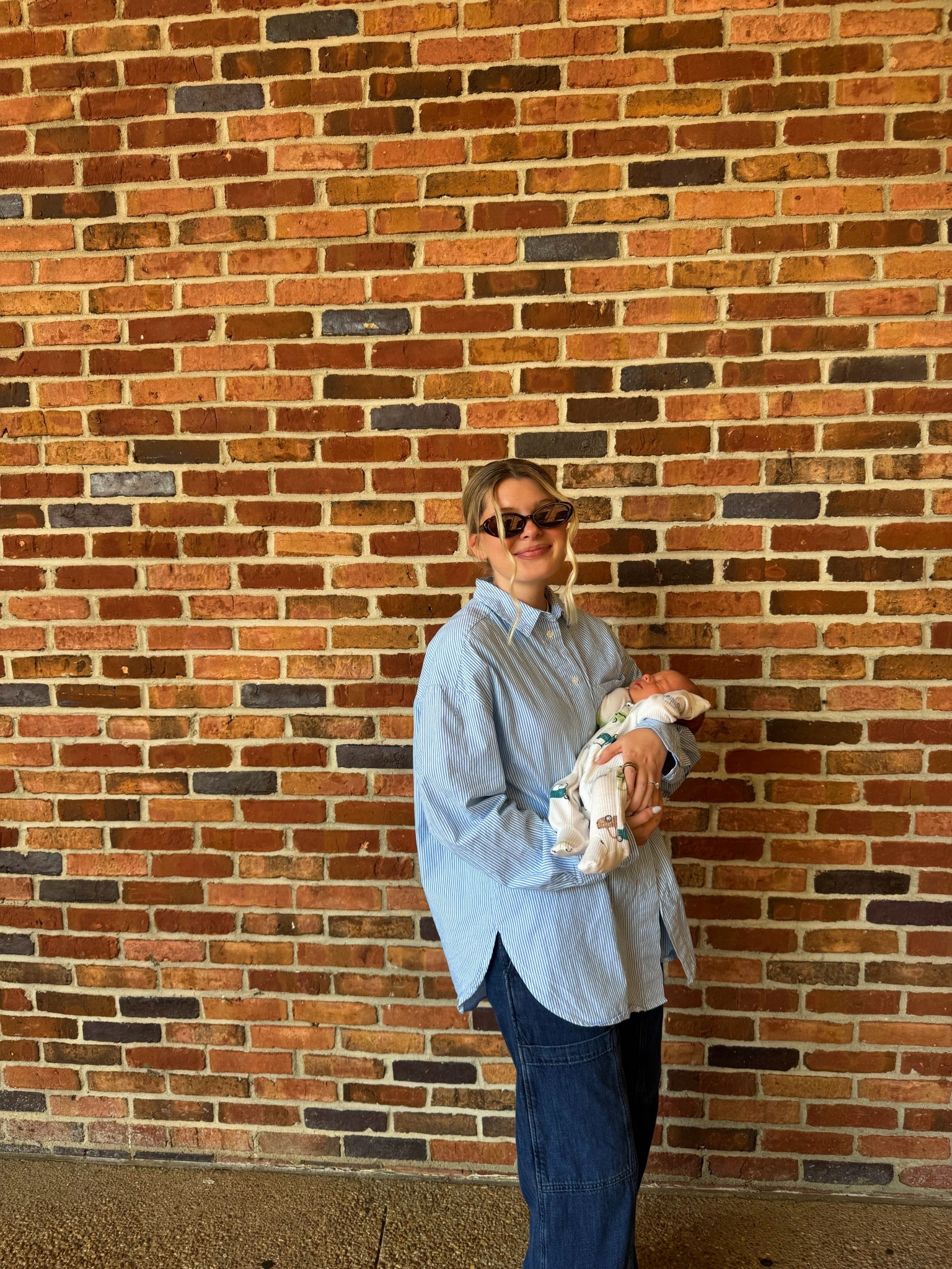 ootd w my 3 week old! 

#LTKPetite #LTKStyleTip