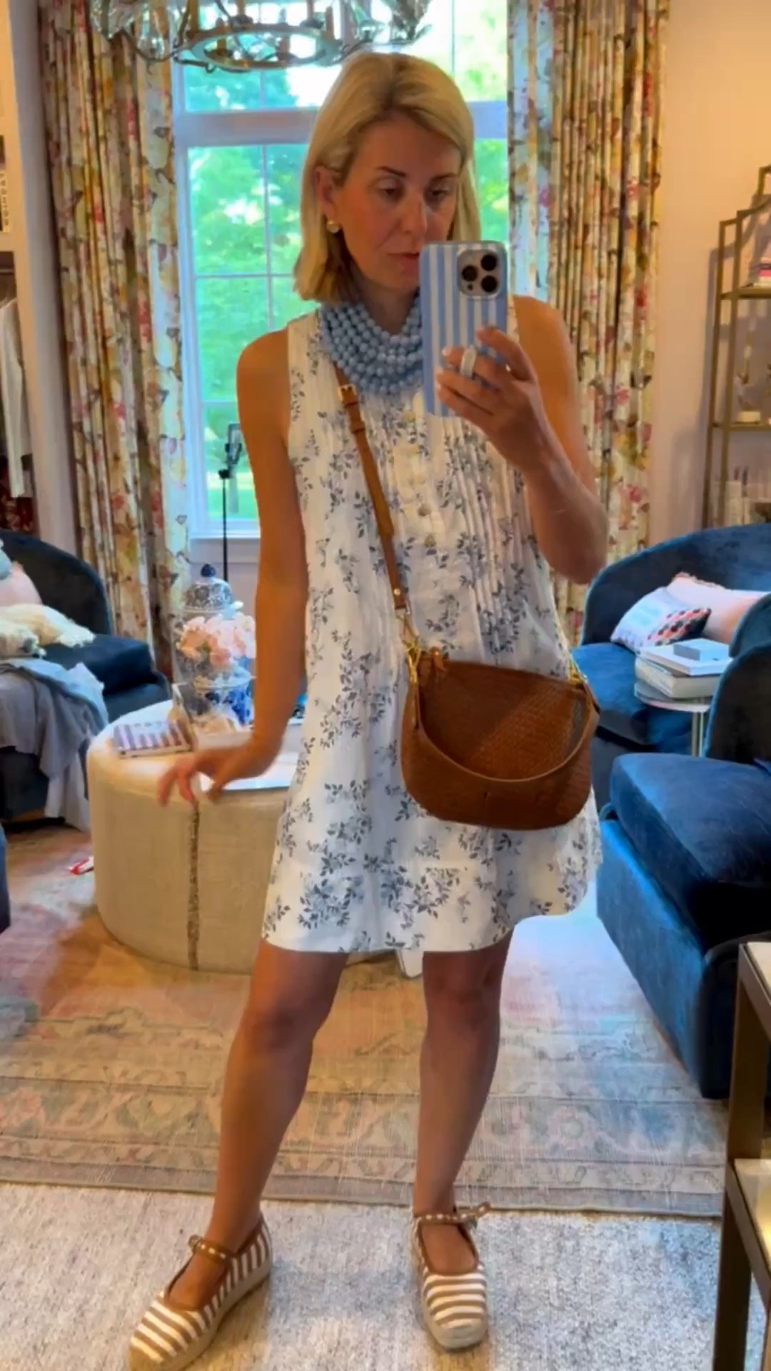 Dress obsessed! This dress comes in 14 prints/colors. It’s a yes dress. I’m in xs and 8 shoe. *use mixandmatchmadness at Loopy

#LTKootd