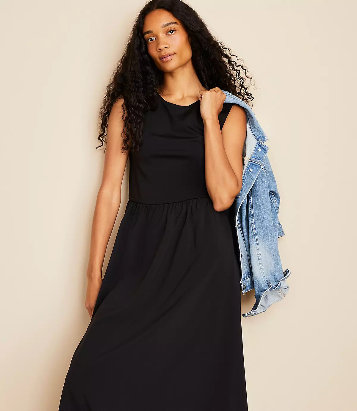 Lou & Grey Mixed Media Maxi Pocket Dress | LOFT