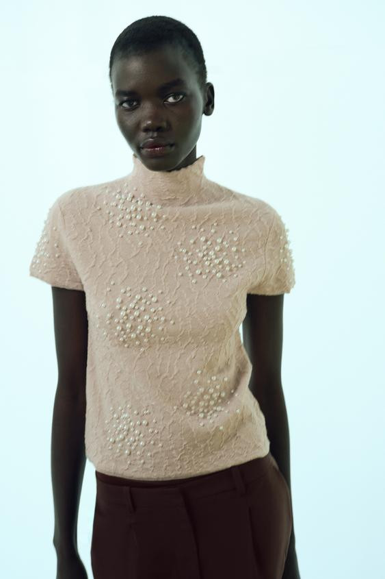 WRINKLED EFFECT KNIT TOP WITH FAUX PEARLS | Zara US