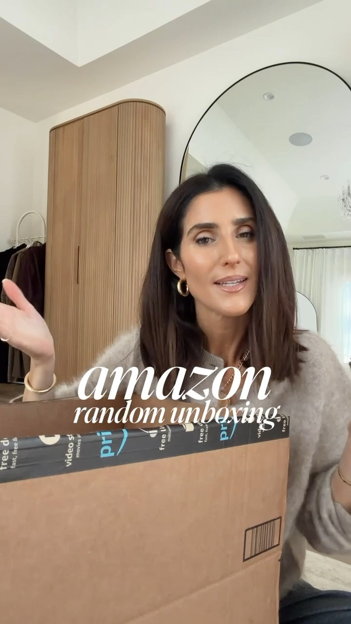 Opening my new very random Amazon order and wanted to share with you! #stylinbyaylin #amazon #amazonfind #amazonfashion #bags 

#LTKFindsUnder100 #LTKStyleTip
