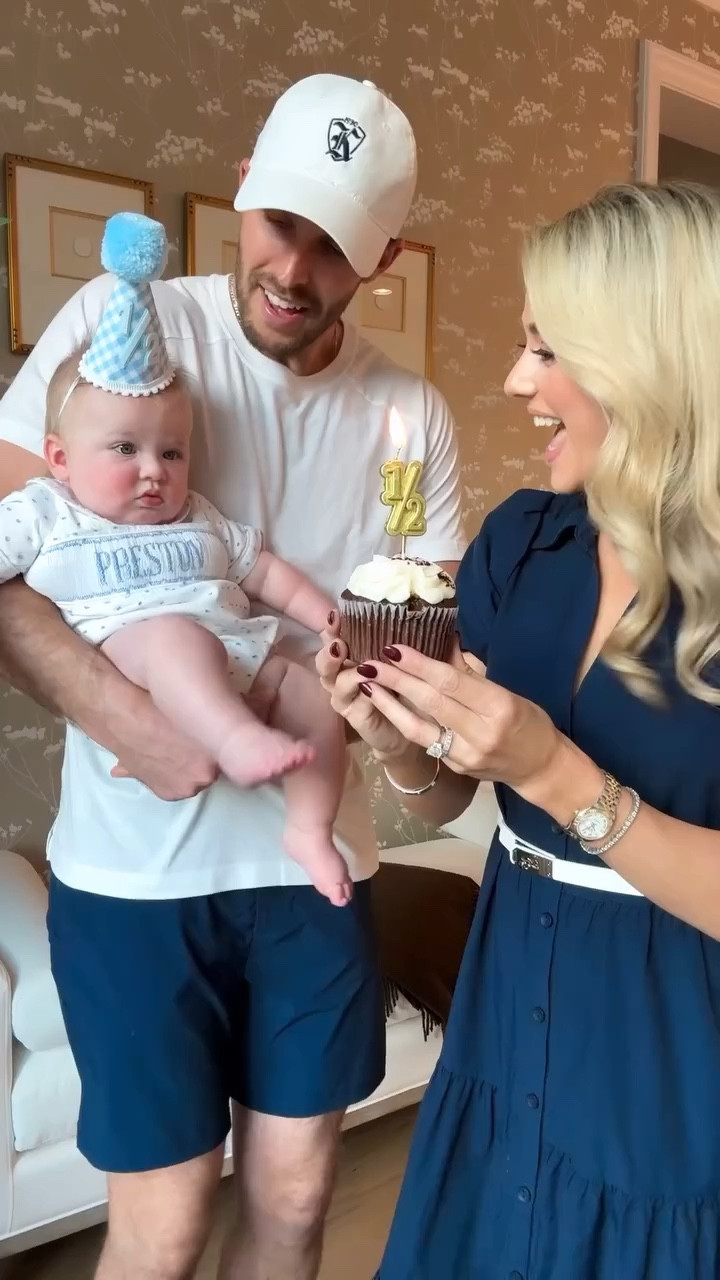 Loving you is easy P 💙🎉 all the feels! COMMENT “half” to shop everything!