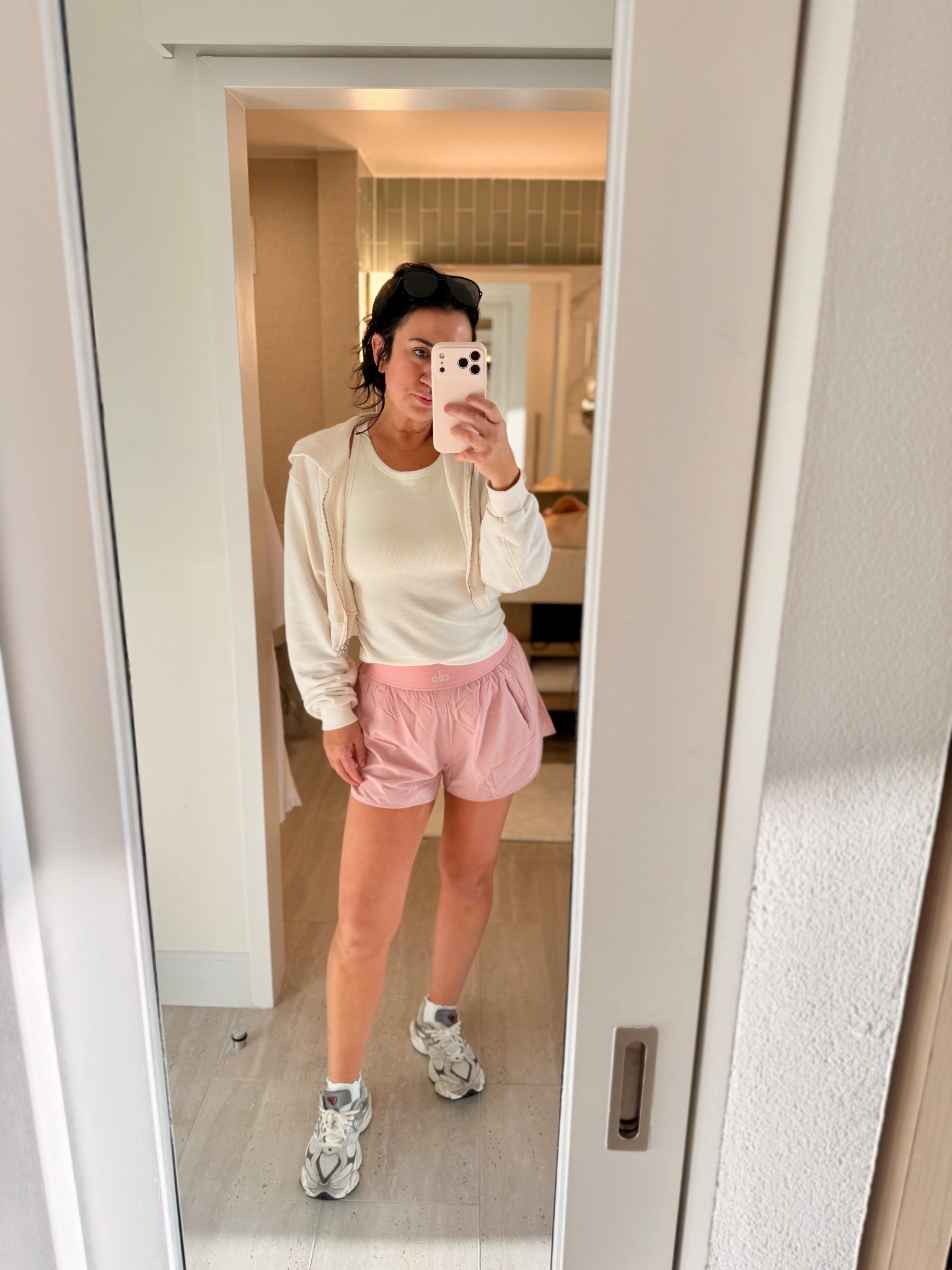 New vintage pink ALO color 

#LTKfitnessgoals #LTKActive #LTKootd