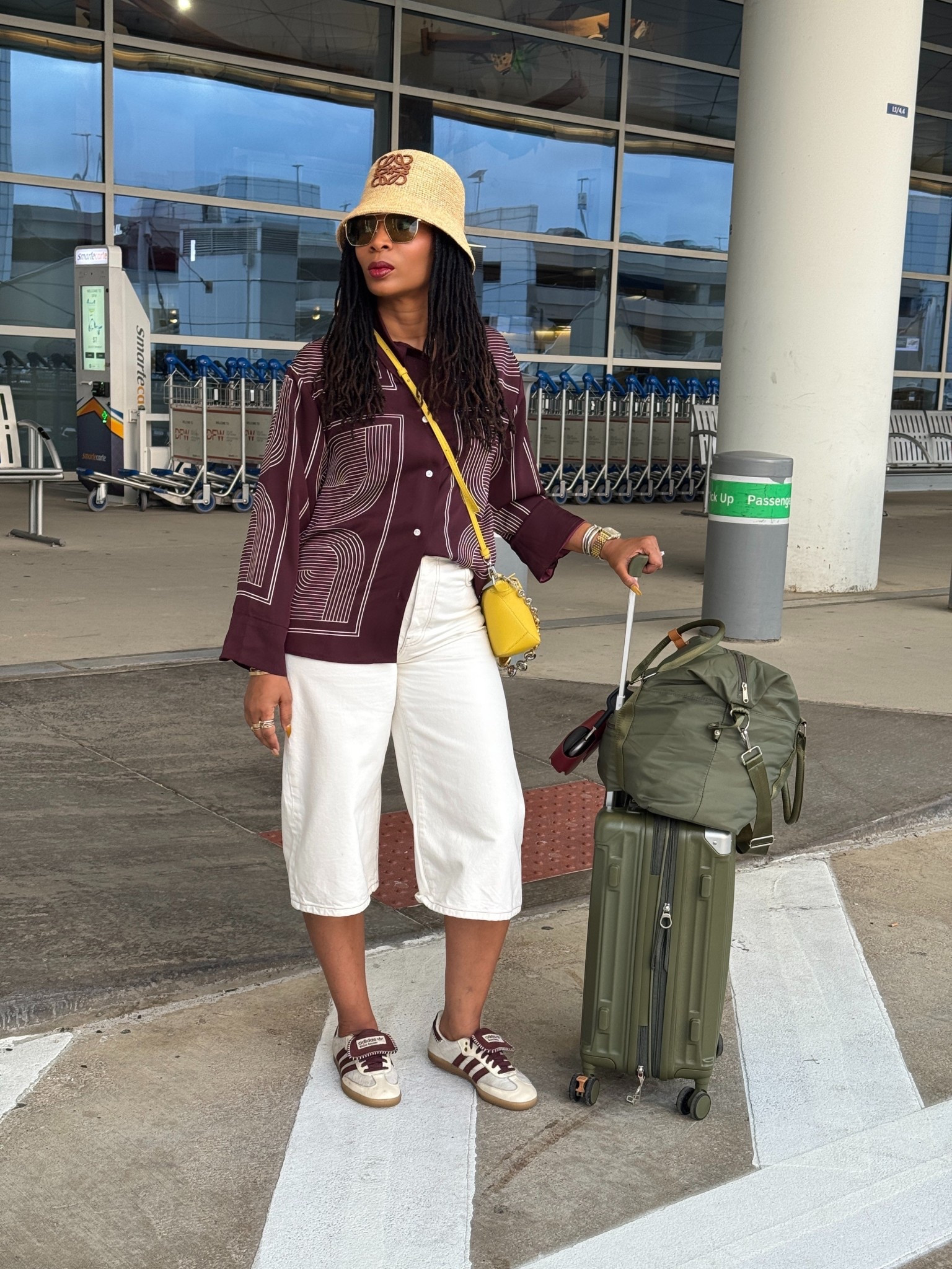 Airport outfitts

#LTKOver40 #LTKdayinmylife #LTKmomlife