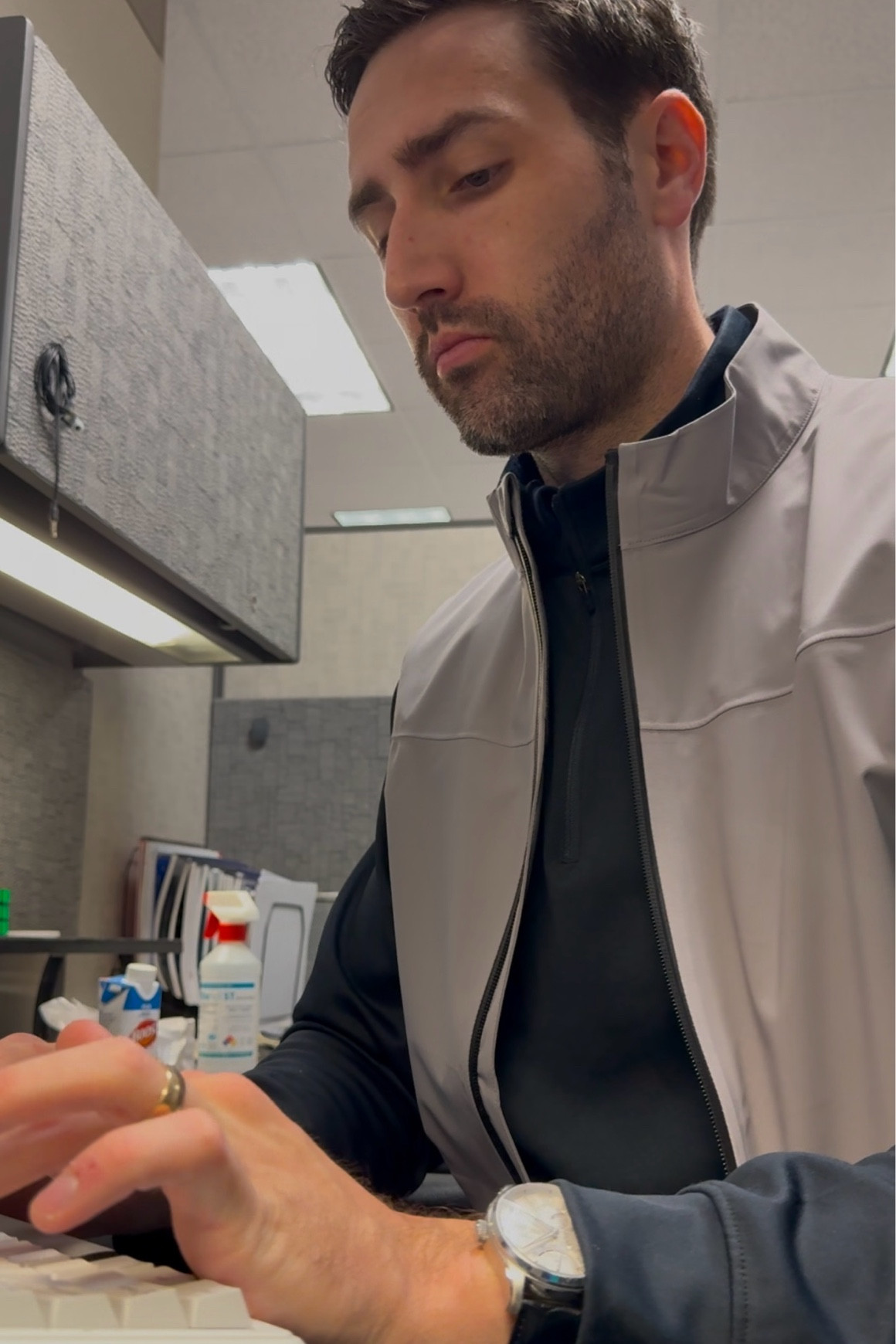 Back in the routine #Monday #vest #workclothes #mens