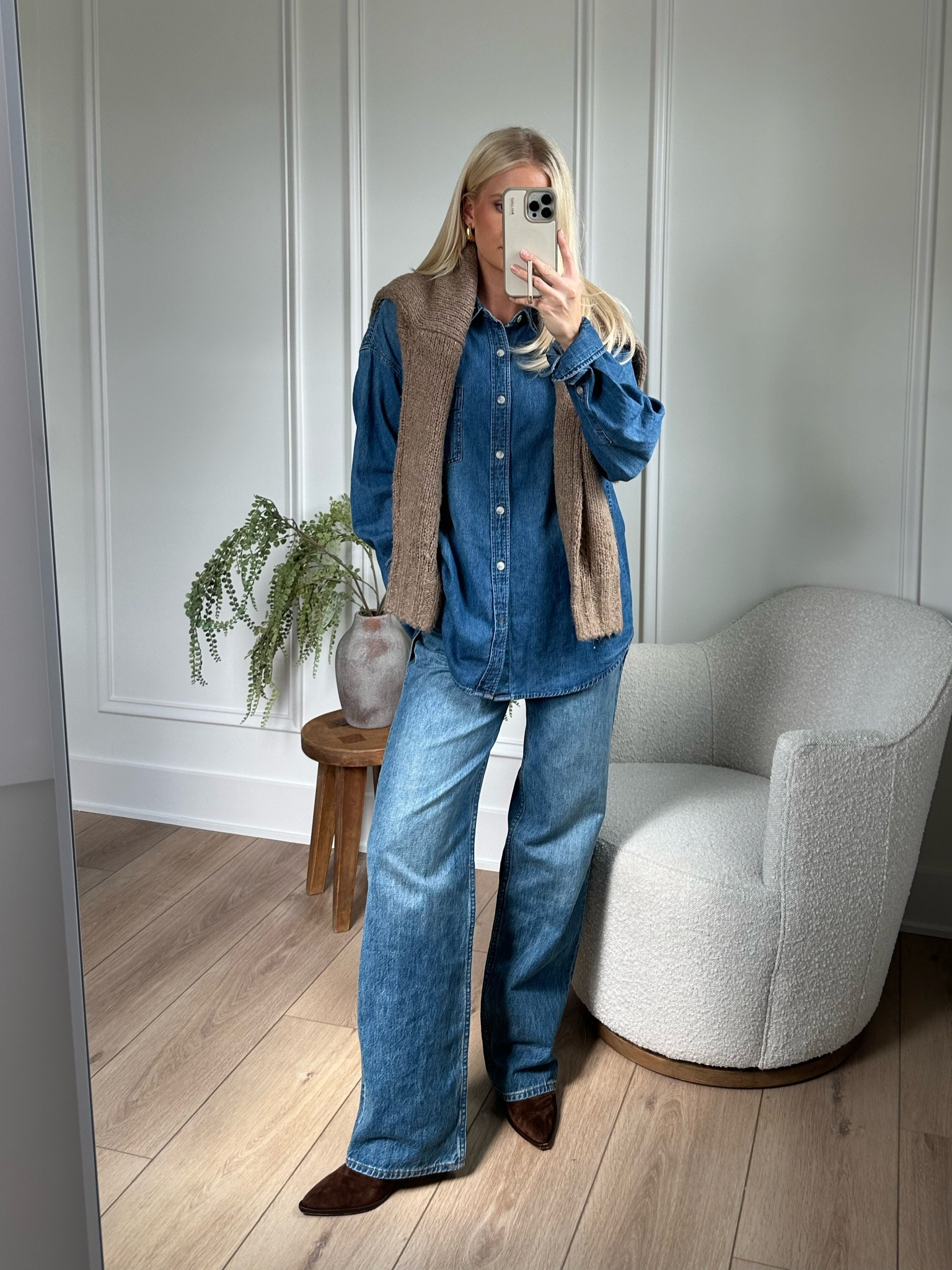 Fall Outfit:  Medium in shirt, size 27 in jeans. Denim shade for both: 5 Yrs Kiss N Tell Bl, small in draped sweater! #kathleenpost #mountainchic #aspenoutfit

#LTKStyleTip #LTKSeasonal