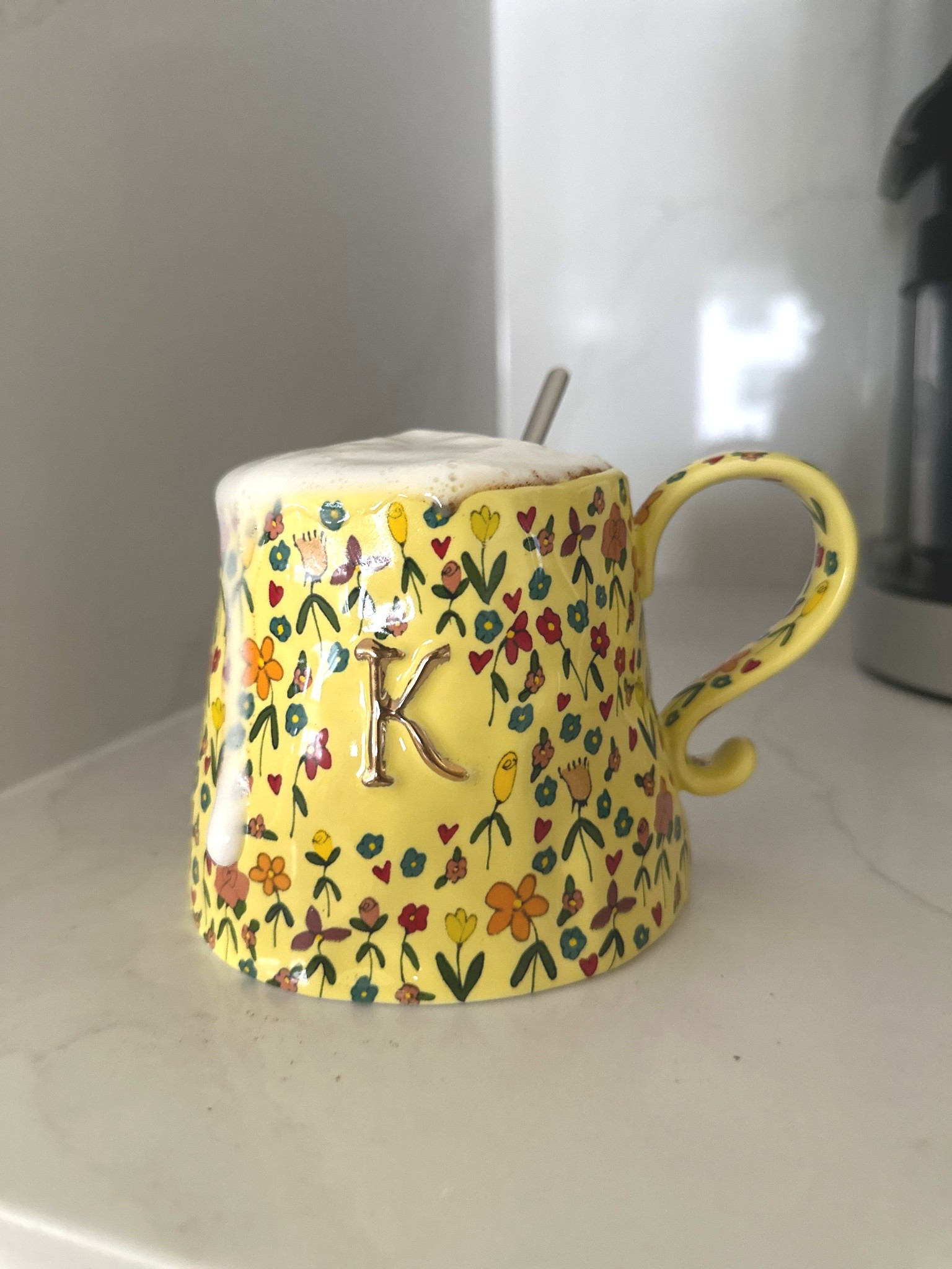 Genuinely obsessed with this mug 😍

#LTKHome #LTKmorningroutine #LTKselfcare