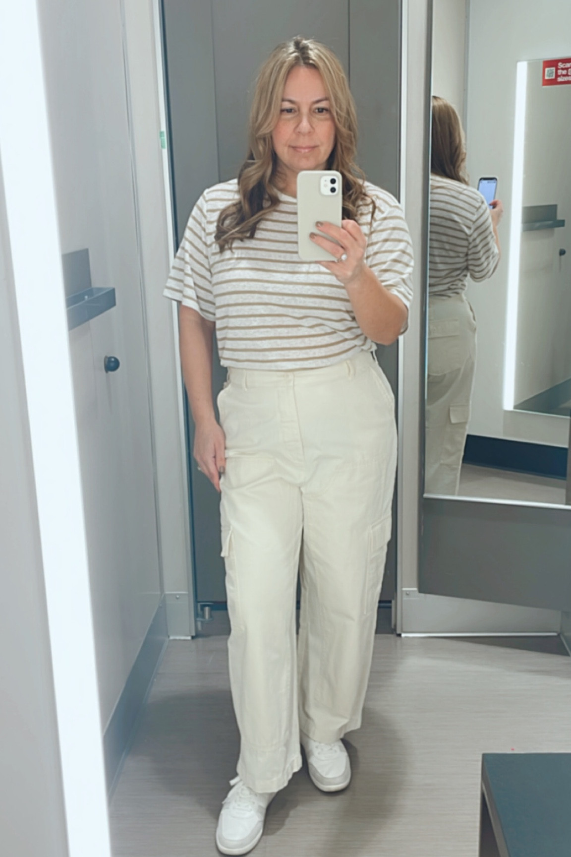 Casual outfit! Wearing a 10 in wide leg cargo pants and a large in box tee





Midsize fashion, Target style 

#LTKSeasonal #LTKFind #LTKunder50