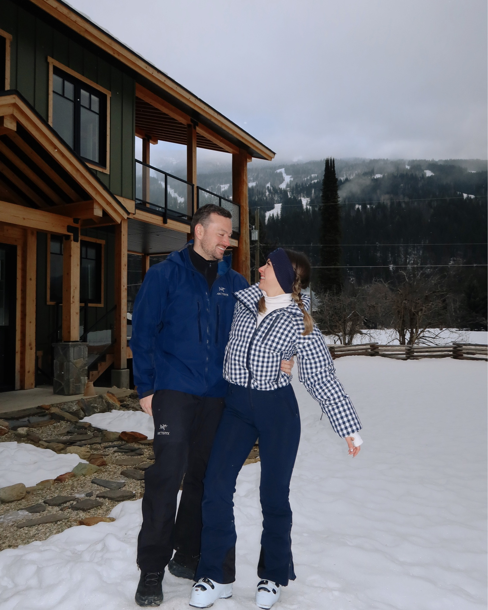 Canada winter ski vacation. Winter sports ski look

Wearing my usual smalls

Skiing
Winter sports
Winter vacation
Canada trip
Base layers
Ski suit
Snow boots
Heated socks
Ski accessories 


#LTKActive #LTKgrwm #LTKTravel