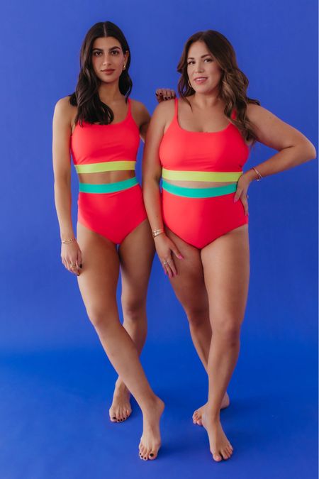 curvy colorful two piece! wearing size xl in suit, although it runs big and i would prefer the large. size down! 

#LTKmidsize #LTKfindsunder100 #LTKswim
