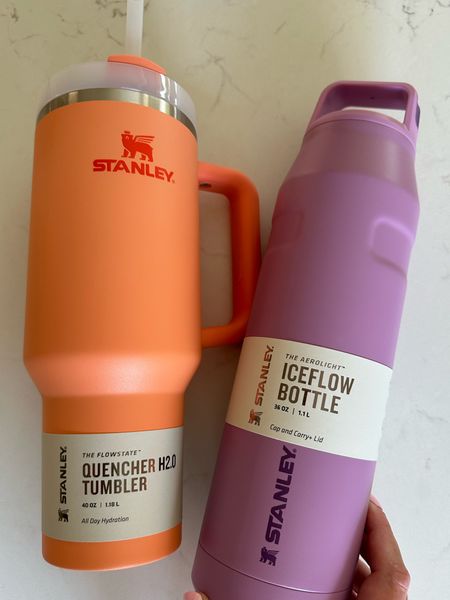 Fab Stanley colors for Summer! #stanleypartner @stanley_brand 