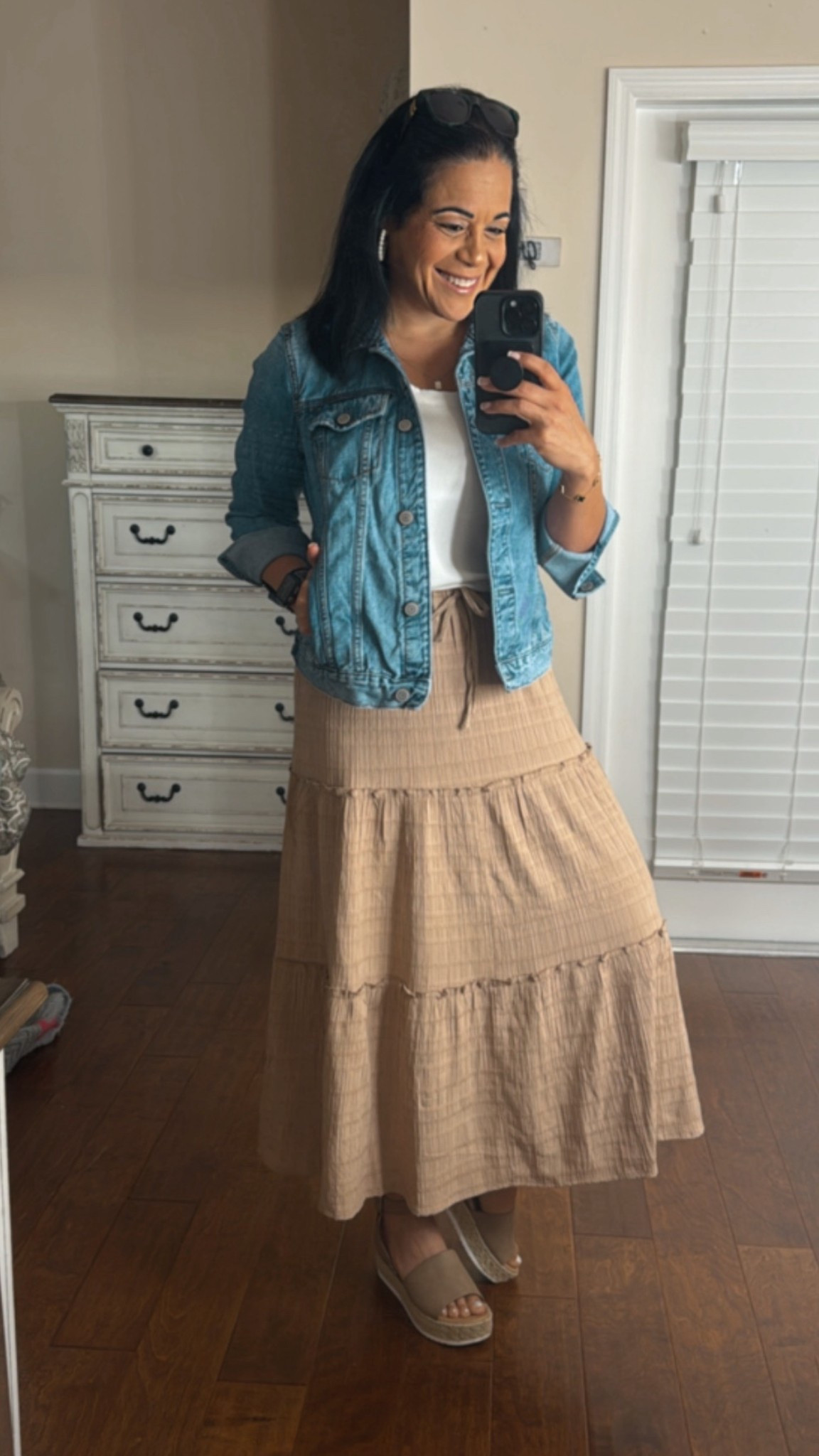 Celebrity Pink Tiered Skirt 

#LTKFindsUnder100 #LTKBeauty #LTKStyleTip