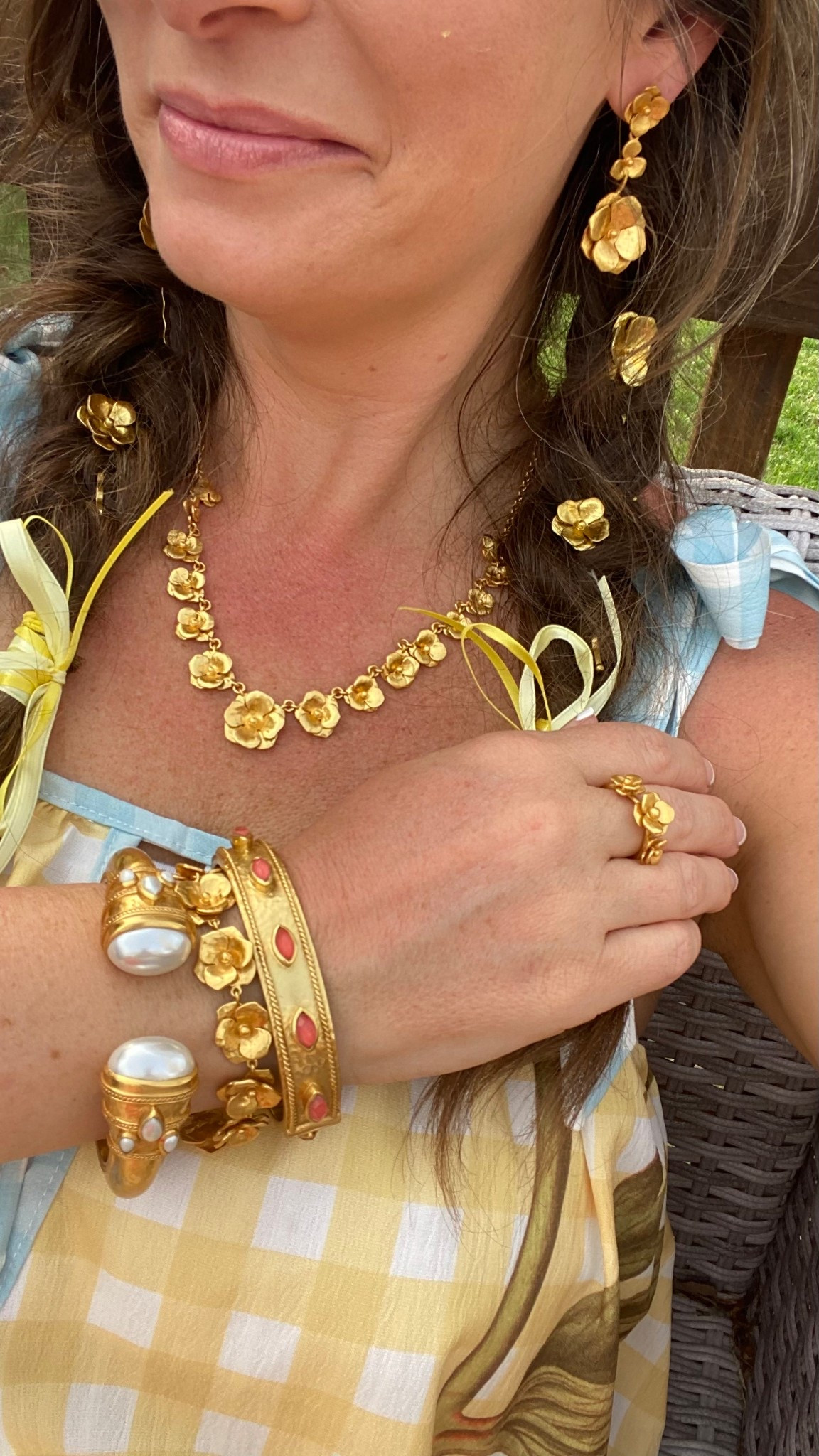 Flowers / floral / spring jewelry/ gold flower jewelry/ Pearl / flower festival 

#LTKStyleTip #LTKParties #LTKFestival