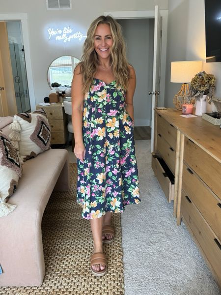 Baby shower, lunch date, or vacation this dress is perfection. I’m wearing a Medium petite, I paired it with sandals you could dress it up heels ✨

#LTKstyletip #LTKfindsunder50 #LTKsalealert