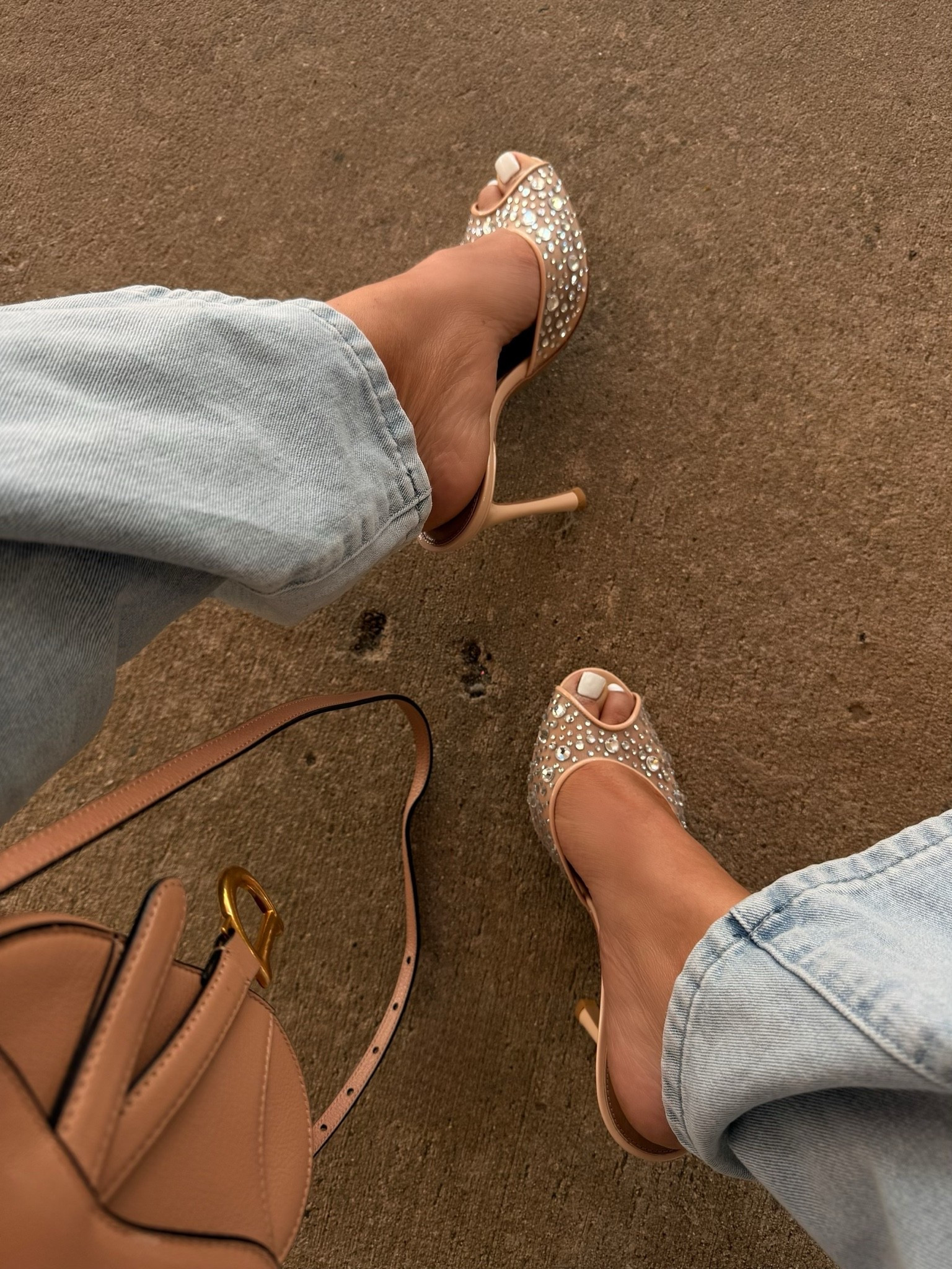 Love these sparkly heels!!