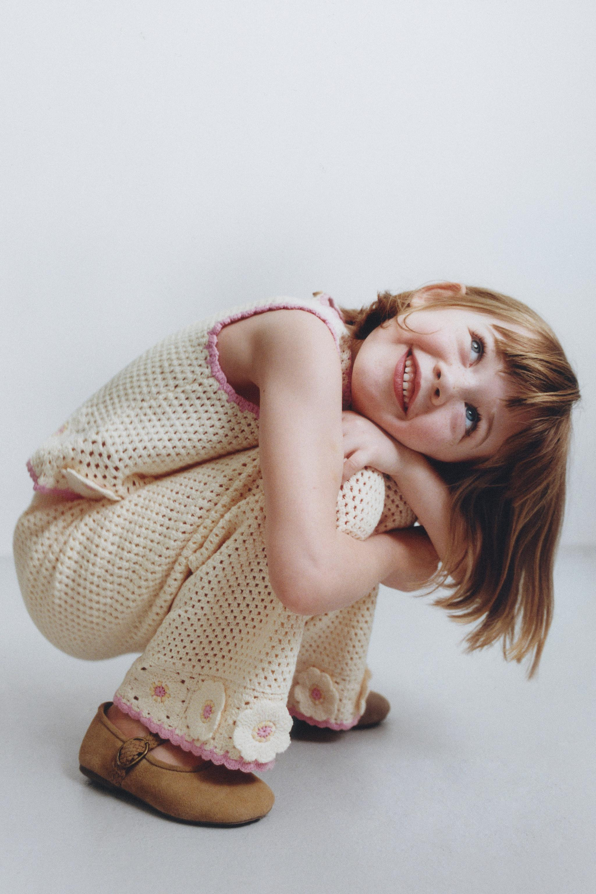 CROCHET KNIT TOP WITH FLOWERS | Zara US